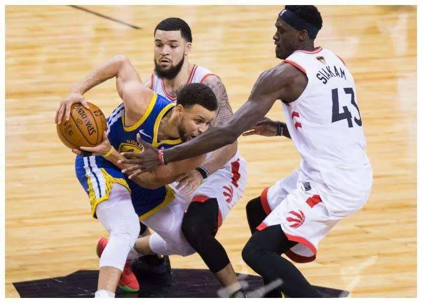 包含西亚卡姆遭遇十五持续失利，快船教练压力巨大！的词条